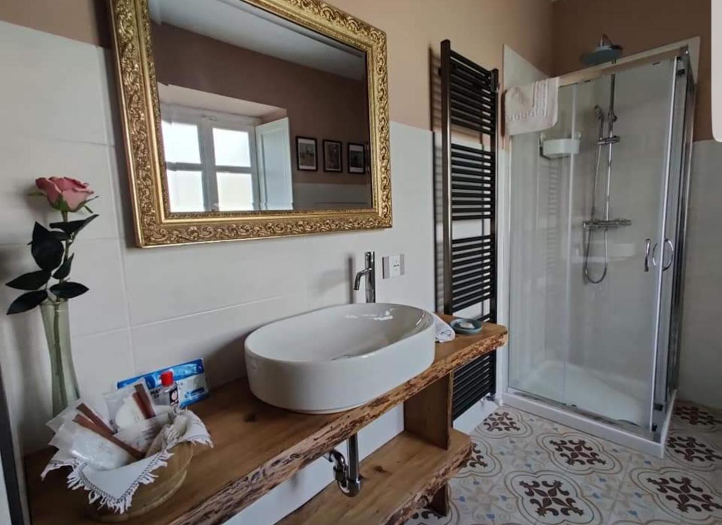 Bed&Breakfast Villa Camilla Ivrea Ngoại thất bức ảnh